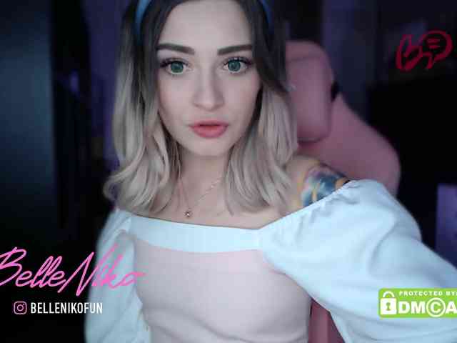 BelleNiko webcam