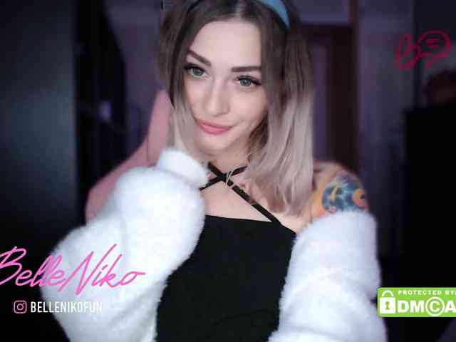 BelleNiko webcam