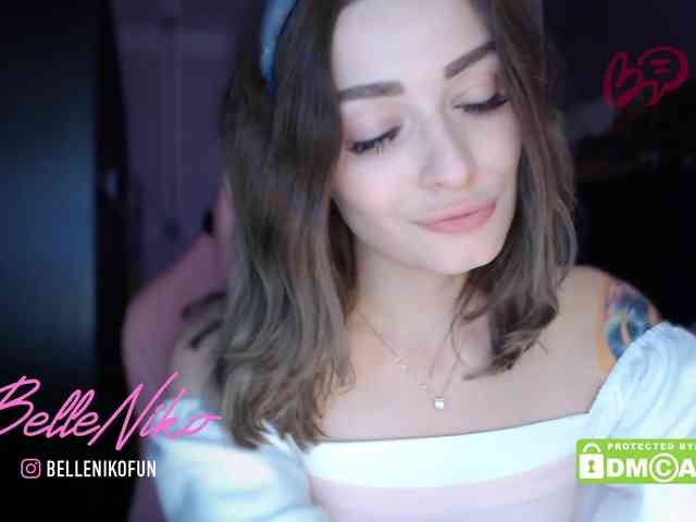 BelleNiko webcam