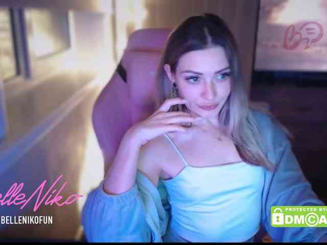 BelleNiko webcam