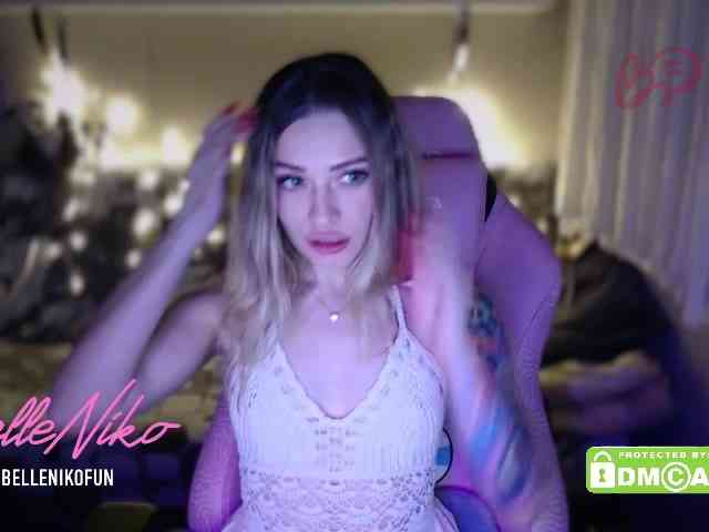 BelleNiko webcam