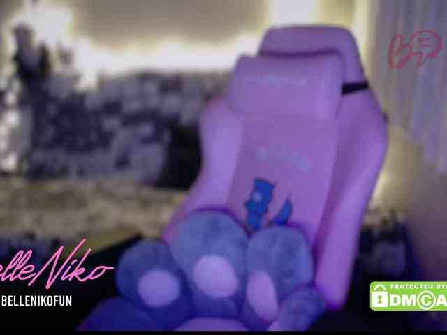 BelleNiko webcam