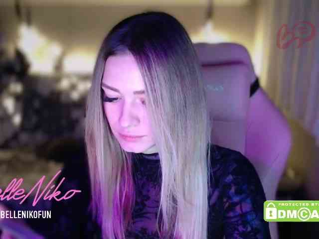 BelleNiko webcam