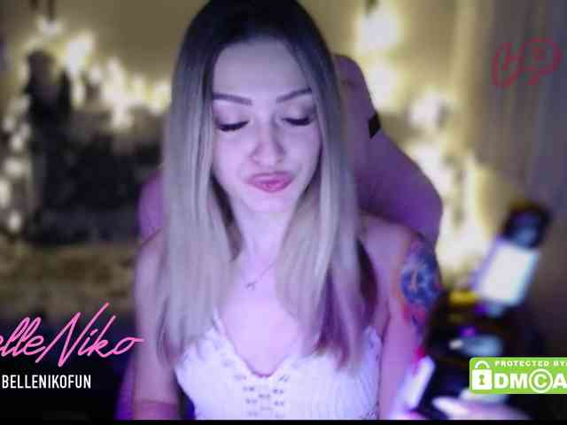 BelleNiko webcam