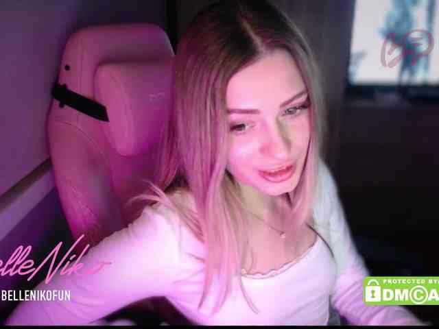 BelleNiko webcam