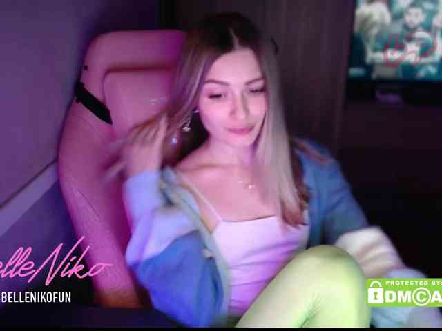 BelleNiko webcam