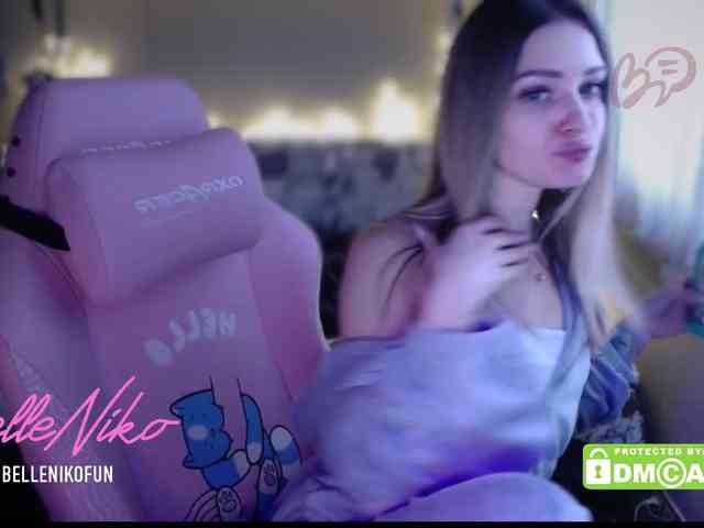 BelleNiko webcam