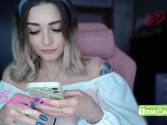 BelleNiko webcam