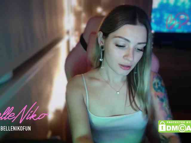 BelleNiko webcam