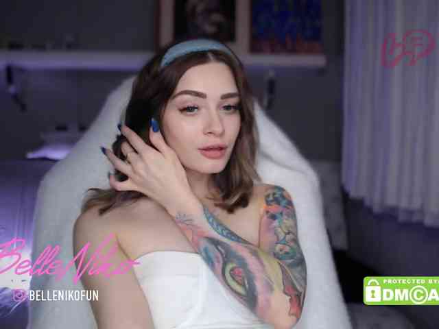 BelleNiko webcam