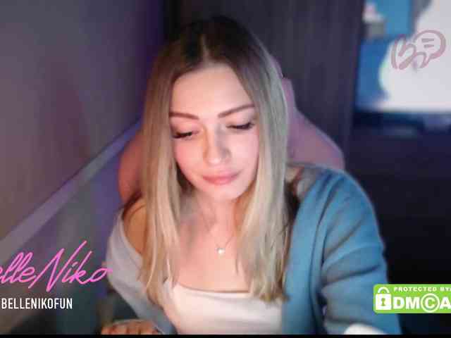 BelleNiko webcam