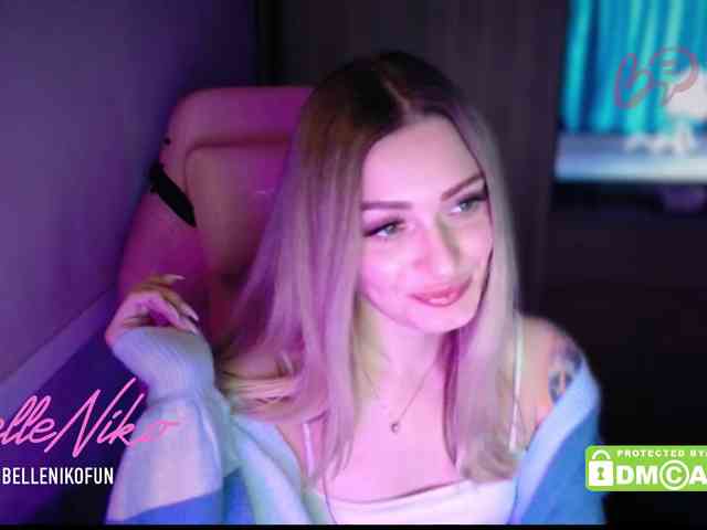 BelleNiko webcam