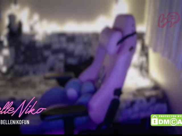 BelleNiko webcam