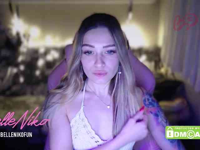 BelleNiko webcam