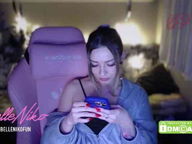 BelleNiko webcam