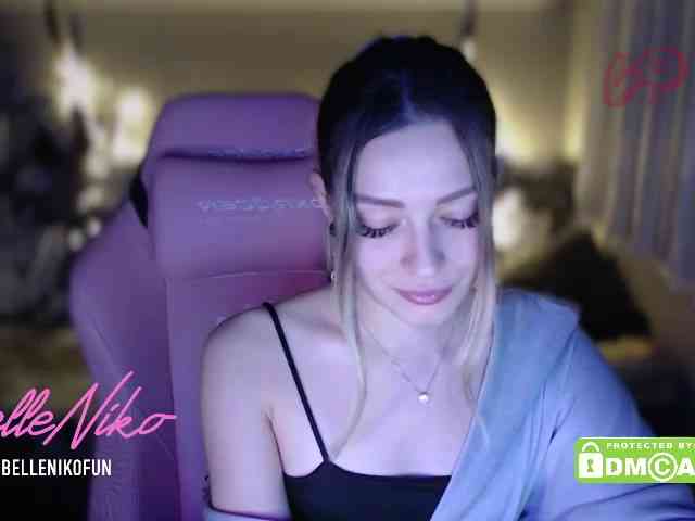 BelleNiko webcam