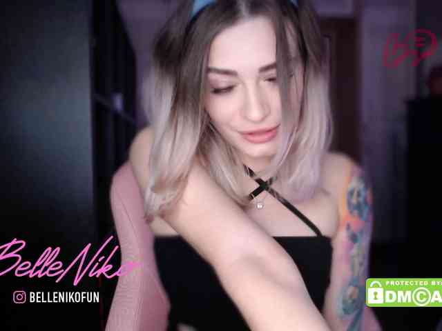 BelleNiko webcam