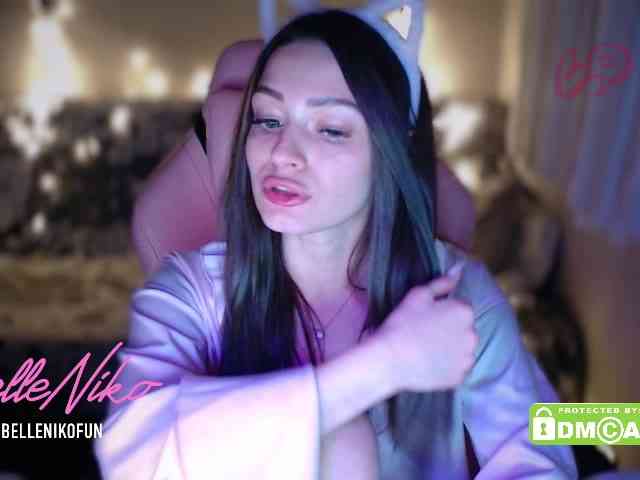 BelleNiko webcam