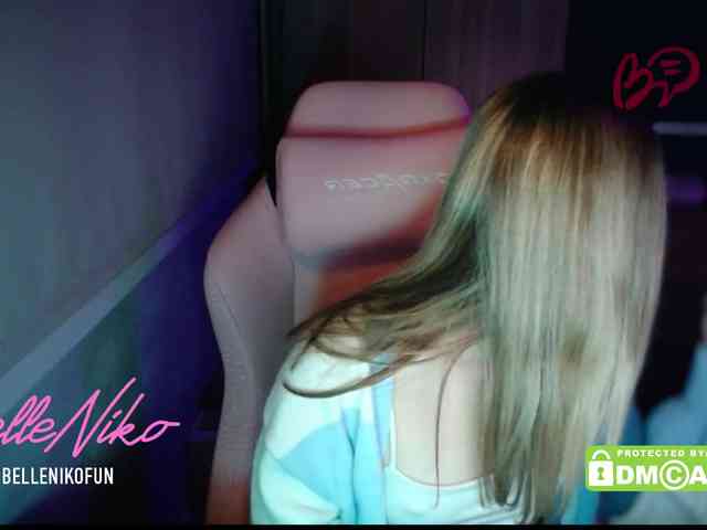 BelleNiko webcam