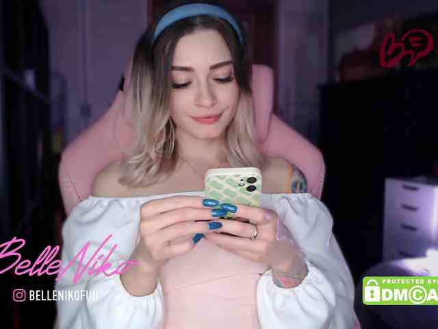 BelleNiko webcam