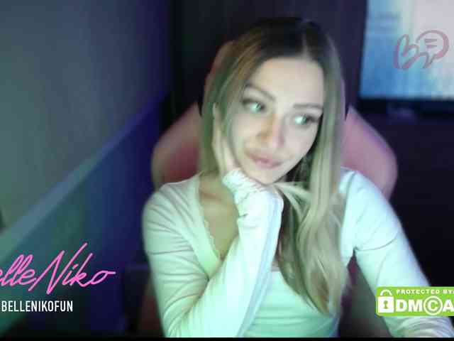 BelleNiko webcam