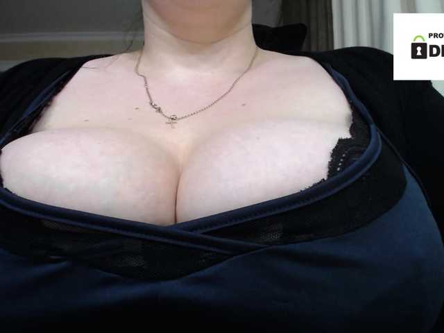 Irishka14's BongaCams show and profile