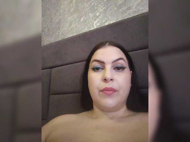 kissmabont's BongaCams show and profile