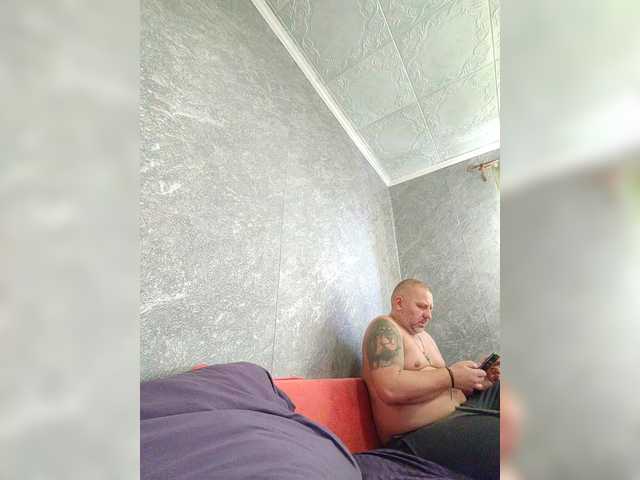 go to chat with Cleopatra1990