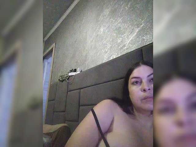 kissmabont's BongaCams show and profile