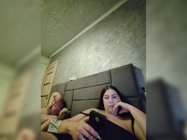 go to chat with Cleopatra1990