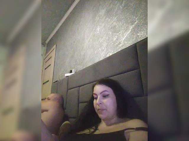 Cleopatra1990 webcam