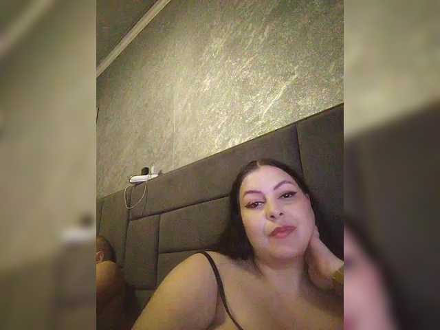 kissmabont's BongaCams show and profile