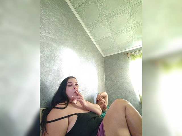 Sex chat gratuit in direct cu kissmabont pe BongaCams