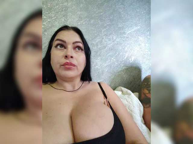 Sex chat gratuit in direct cu kissmabont pe BongaCams