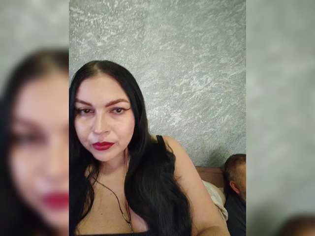 Masturbate to gorgeous camslut Kissmabont kissmabont from BongaCams