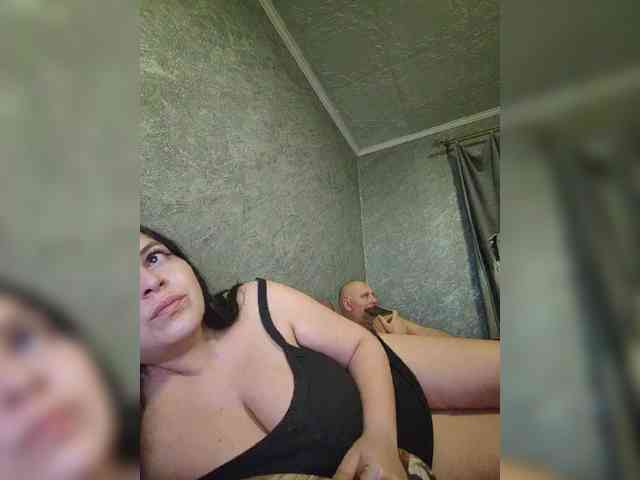 Cleopatra1990 webcam