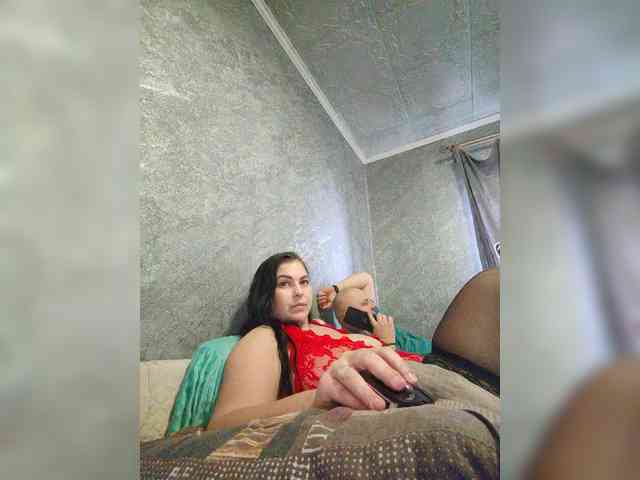 Cleopatra1990 webcam