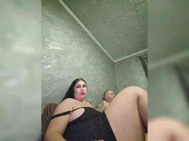 Cleopatra1990 webcam