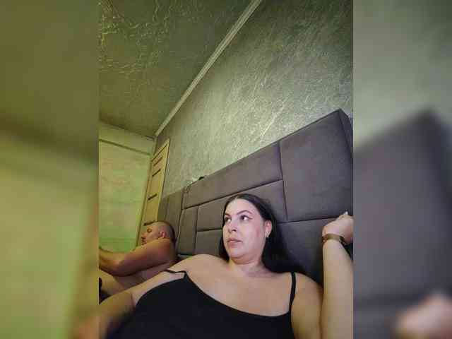 kissmabont Live Webcam on BongaCams