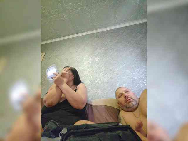 Cleopatra1990 webcam