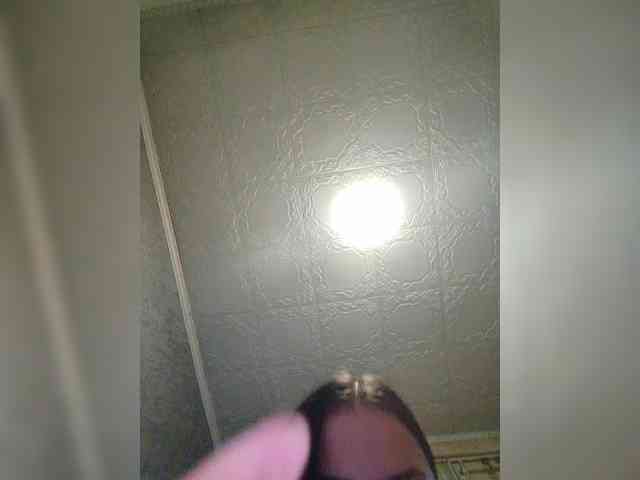 Cleopatra1990 webcam