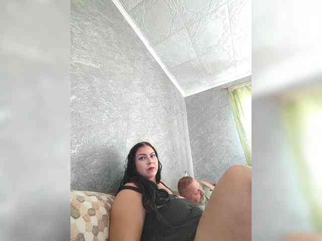 Cleopatra1990 webcam