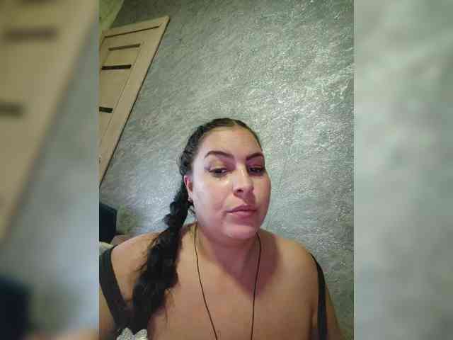 Cleopatra1990 webcam