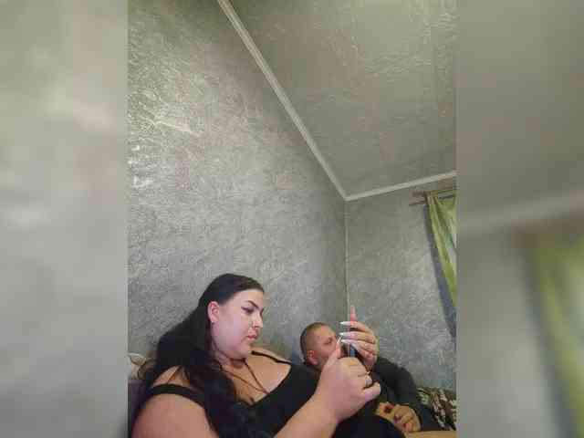 Cleopatra1990 webcam