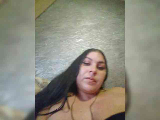 Cleopatra1990 webcam