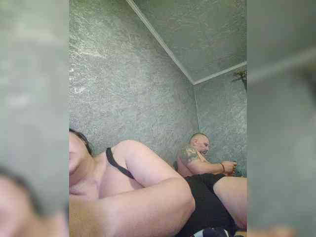 Cleopatra1990 webcam