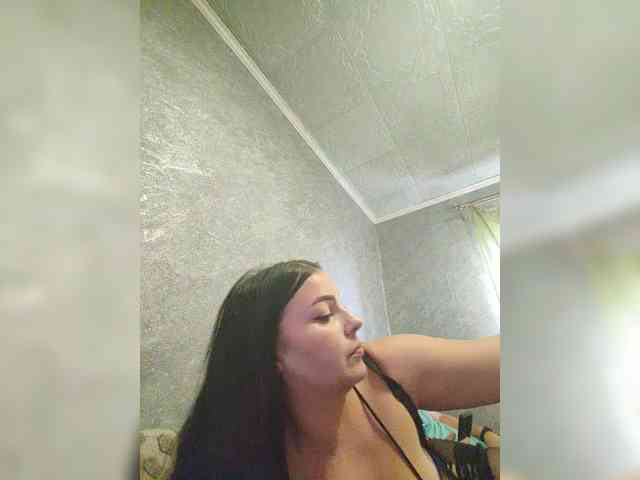 Cleopatra1990 webcam