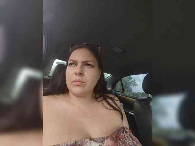 kissmabont Live Webcam on BongaCams