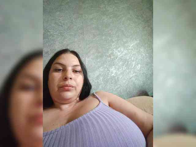 Cleopatra1990 webcam