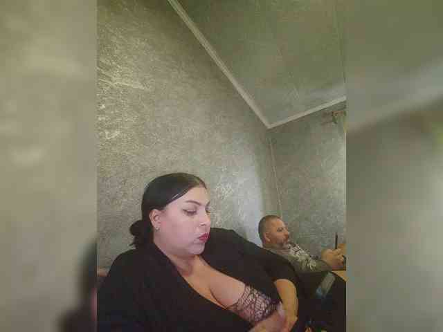 Cleopatra1990 webcam